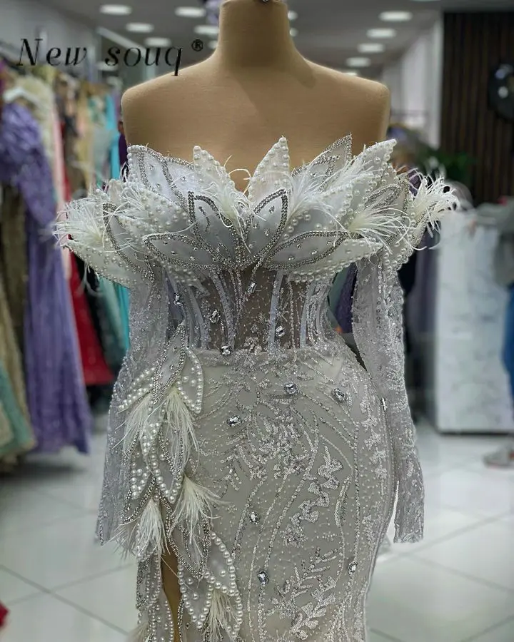 فساتين سهرة بيج مثيرة بدون أكتاف مع فتحة جانبية عالية ومشد مطرز بالخرز للنساء لحفلات الزفاف والعشاء