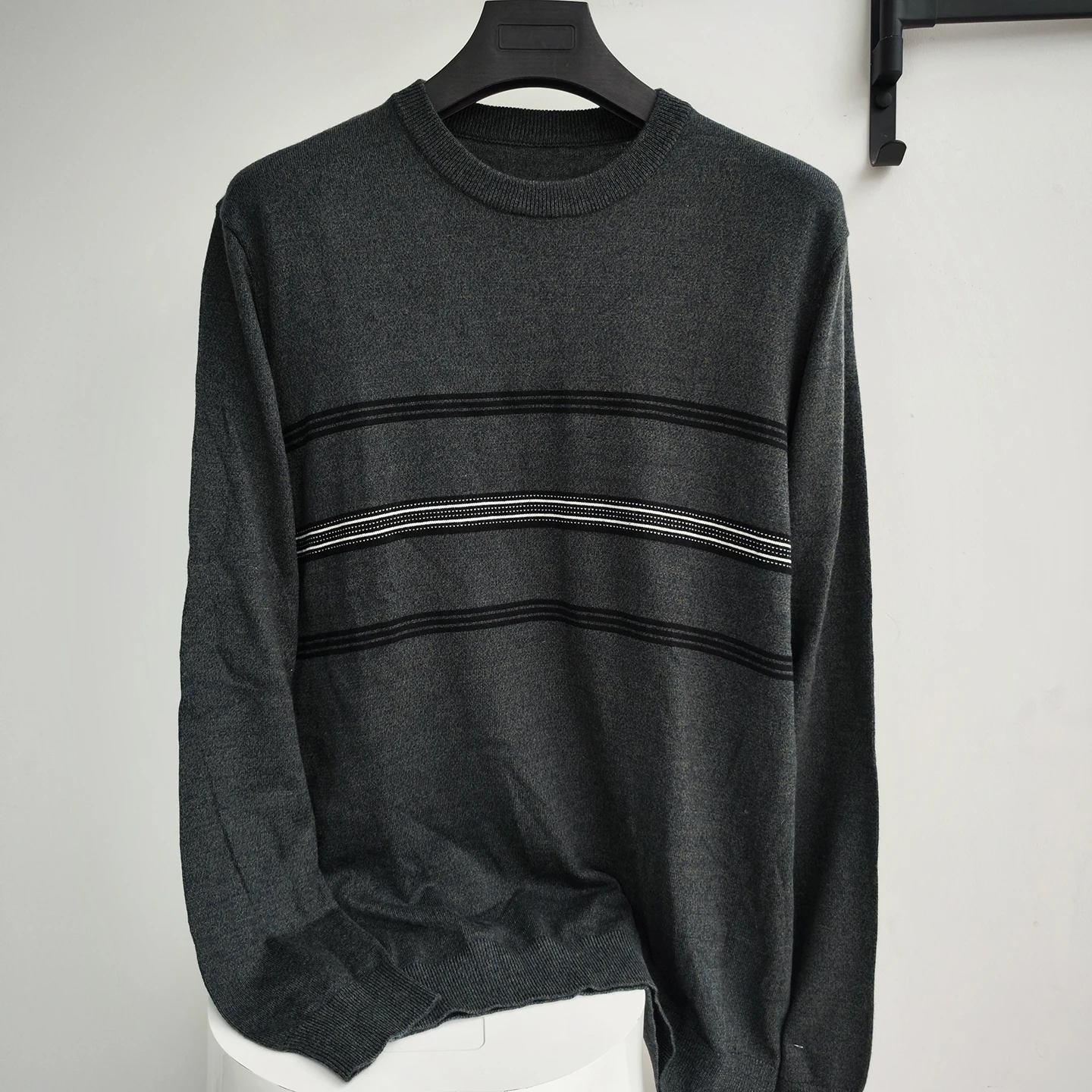 

Smooth Dra 4 Wool Men's Sweater Autumn Winter Casual Loose Fit Comfortable Breathable Warm Knittedwear by YaJia