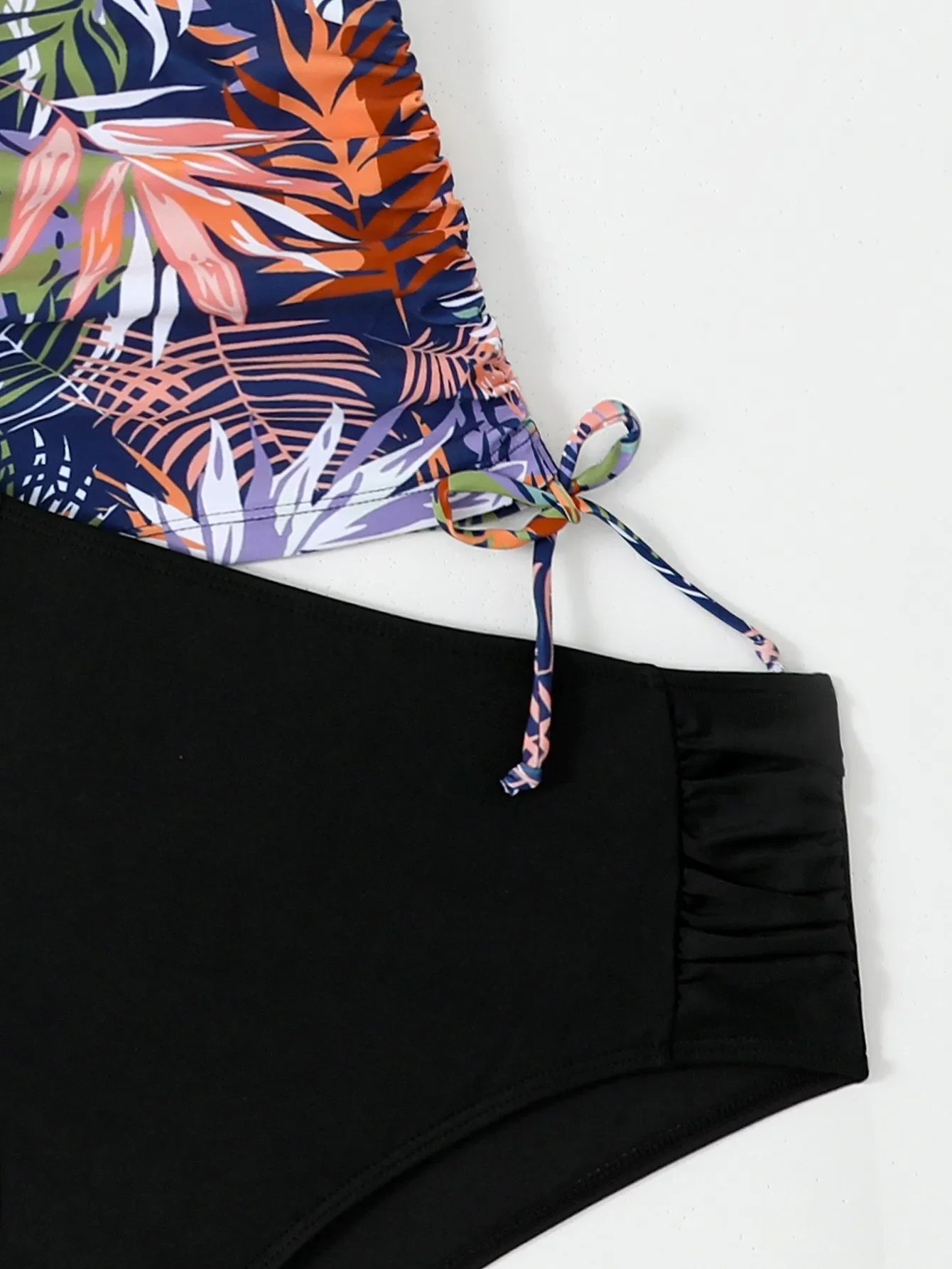 2025 Set Tankini con stampa tropicale Costumi da bagno da donna con coulisse Costume da bagno sexy a maniche corte Biquini Costume da bagno a vita alta Beachwear