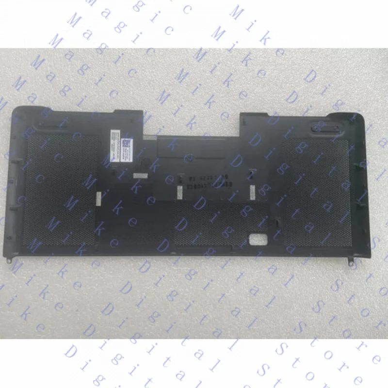 UU  FOR DELL M7510 M7520 0X0F4K Memory Cover Bottom Cover