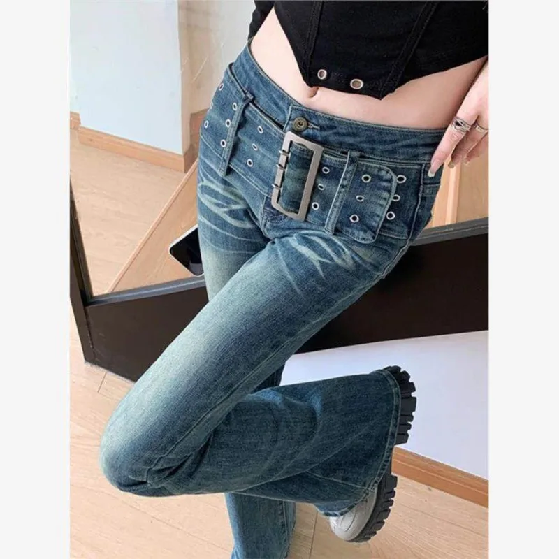 

Spring and Autumn 2026 New Women's Clothing American Retro Low Waist Design Belt Decoration Niche Flared Pants Jeans