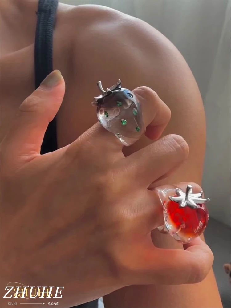 

ZHUHE The Gradient Transparent Strawberry Ring With A Sweet And Romantic Style Is A Perfect Jewelry Accessory For Women As A Par