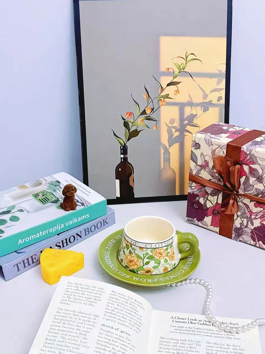retro design camellia flower pattern coffee cup and saucer set, afternoon tea latte cups for women, home use, high-end water cup