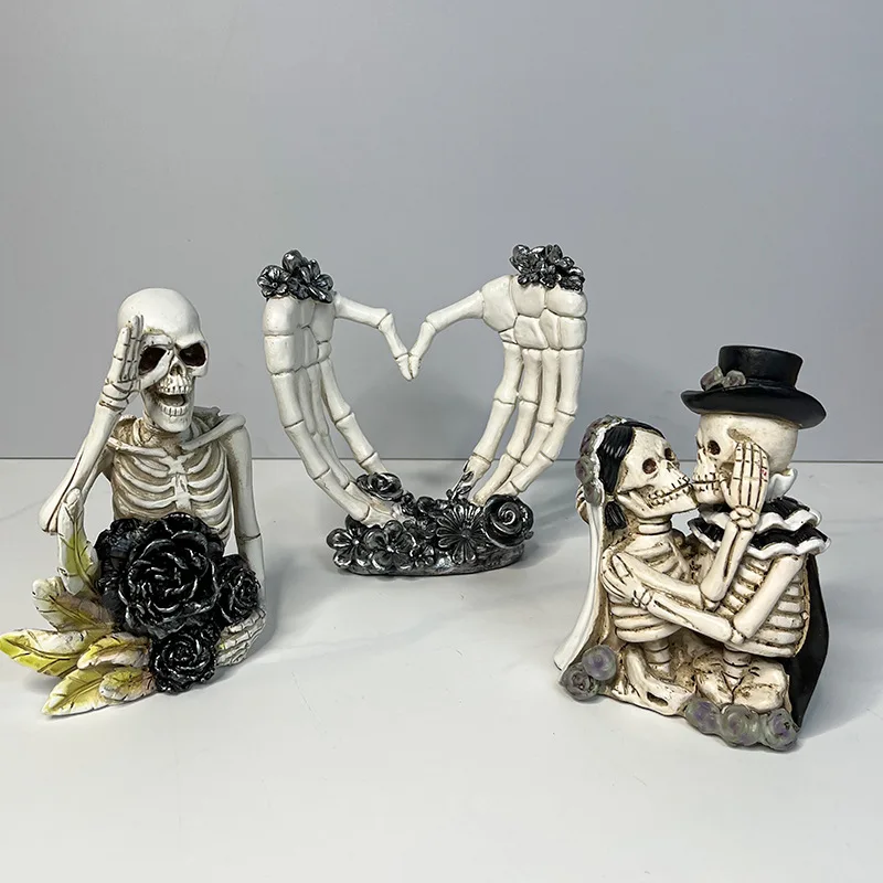 

Creative Halloween Cartoon Skeleton Character Decoration Home Resin Crafts Cross-Border Explosive Decorative GiftThe Skull Of