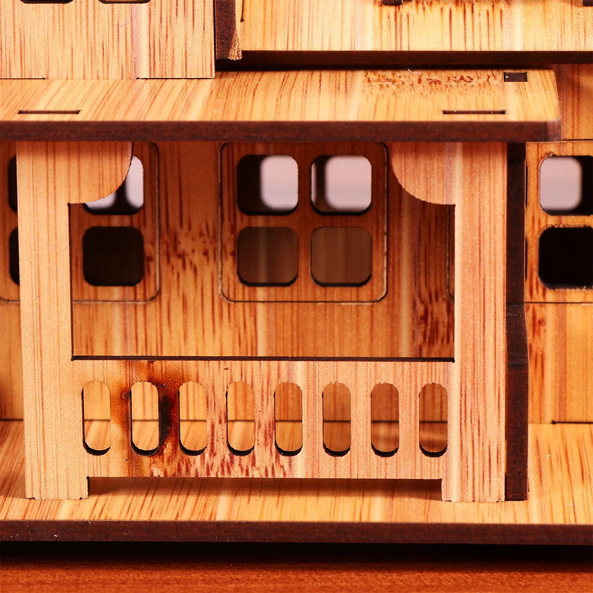 

Креативный деревянный конструктор-домик ручной работы для детей: развитие мелкой моторики, декор для офиса, спальни, дома