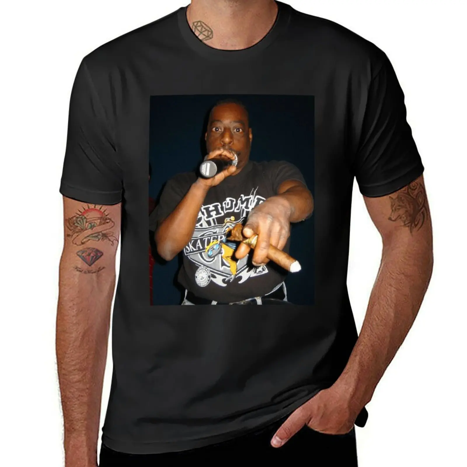 

Lester Green AKA BeetlePimp Rapping Classic T-Shirt Short sleeve tee sweat oversized t shirt men