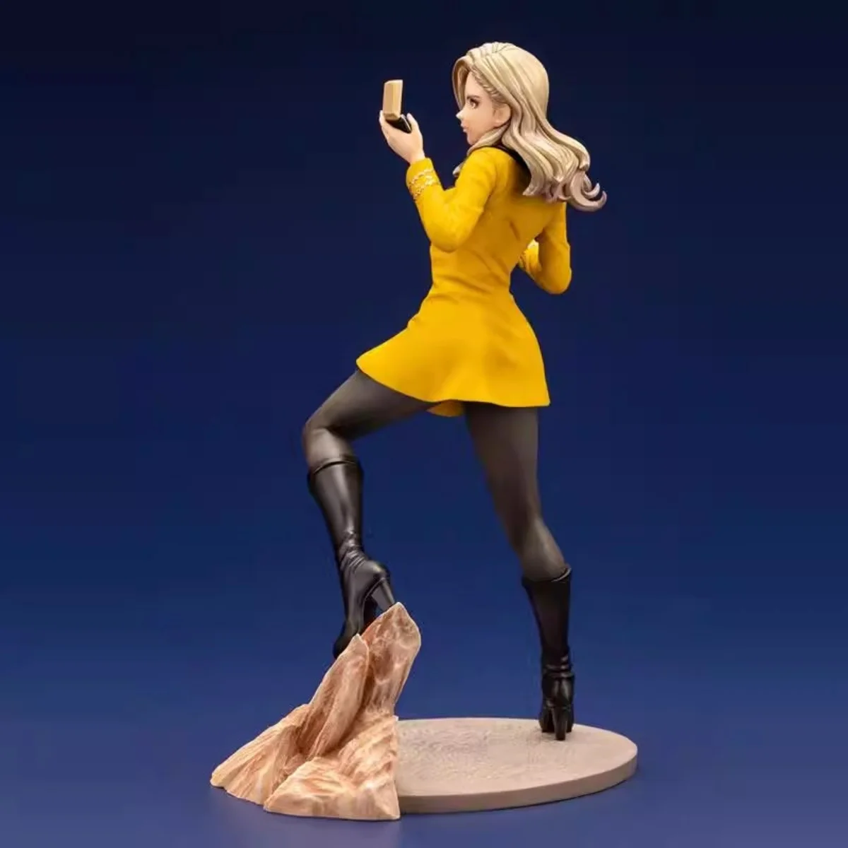 Figura de Anime Star Trek: Comandante Vulcan, Oficial de Comunicaciones Uhula, Oficial Médico Vulcan, Modelo de Starcraft