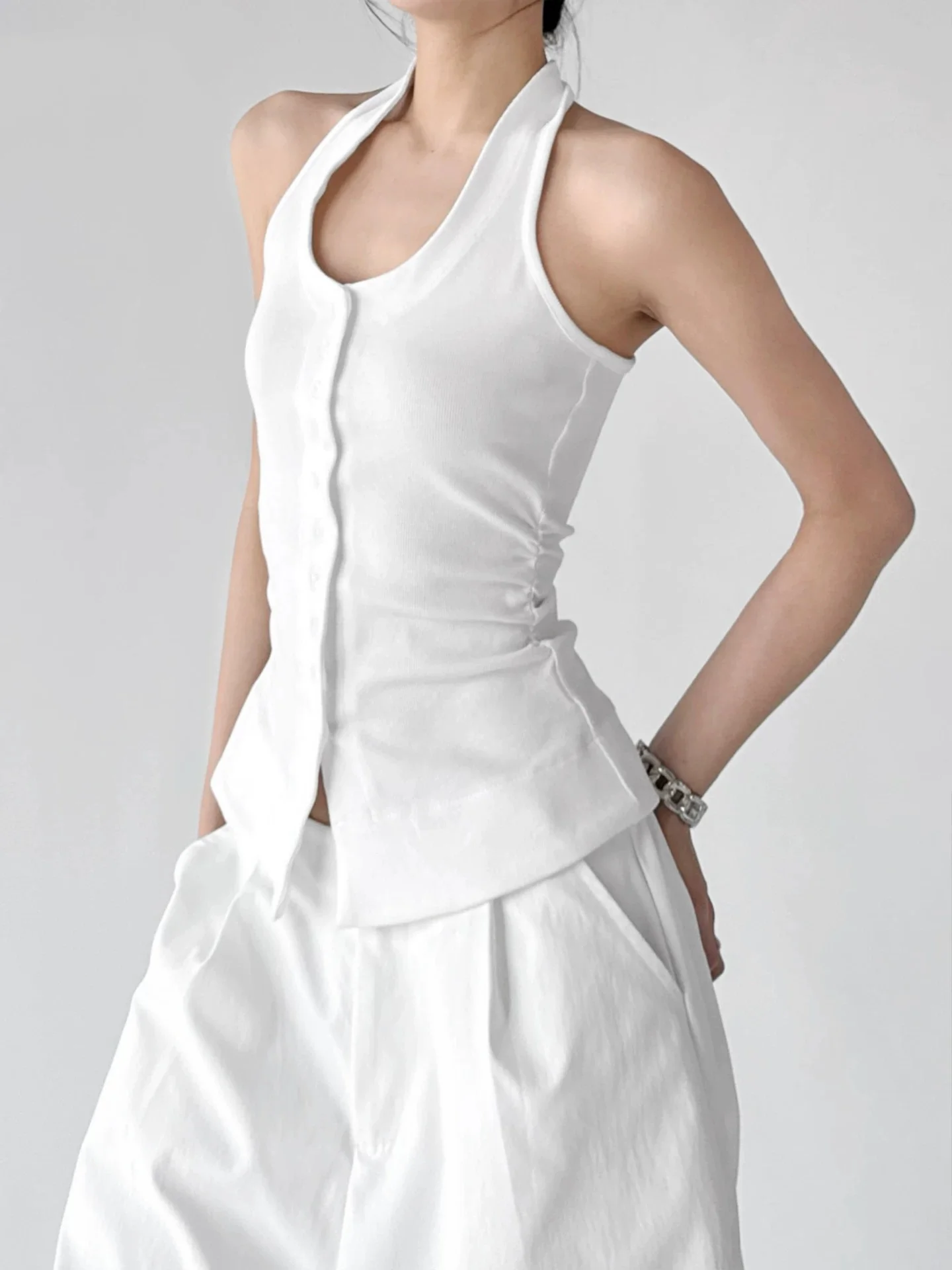 95 Cotton Halter Neck Vest Women's Slim Fit Base Layer Top Inner Wear Outer Wear Summer Season  Color Simple Style