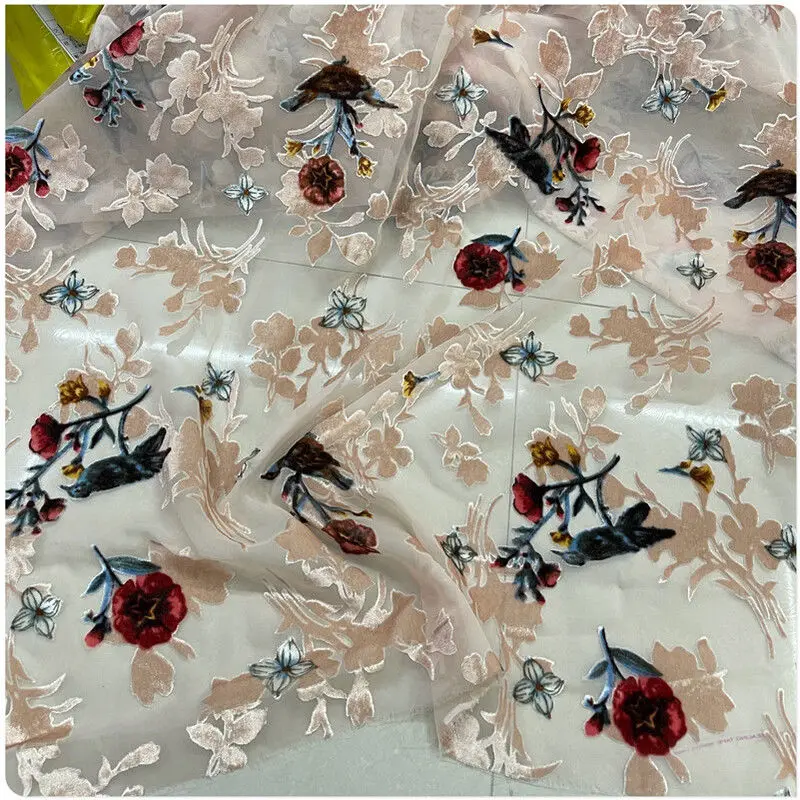 라이트 핑크 인공 실크 바닥 천 중공 Pleuche 드레스 Cheongsam 셔츠 의류 스커트 패브릭