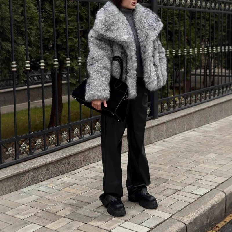 Casualowy płaszcz zimowy z imitacji futra w jednolitym kolorze, nowy model damski, moda uliczna, ciepły, z długimi rękawami, z klapami, elegancki, gruby płaszcz futrzany dla kobiet.