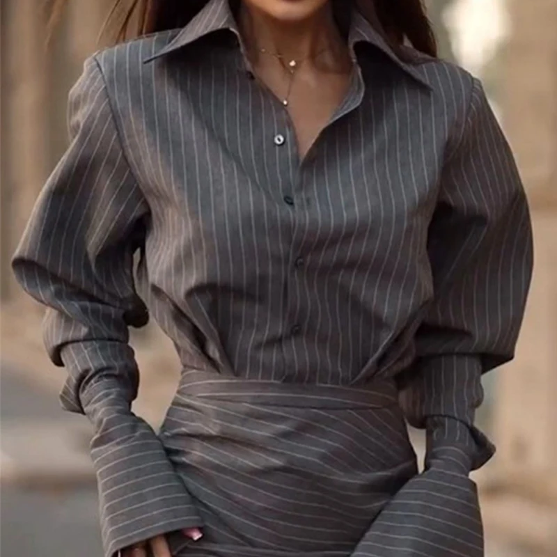 

BKLD темно-серая модная сексуальная офисная женская рубашка в полоску с принтом, однобортная рубашка с длинными рукавами и лацканами + мини-юбки, повседневная уличная одежда