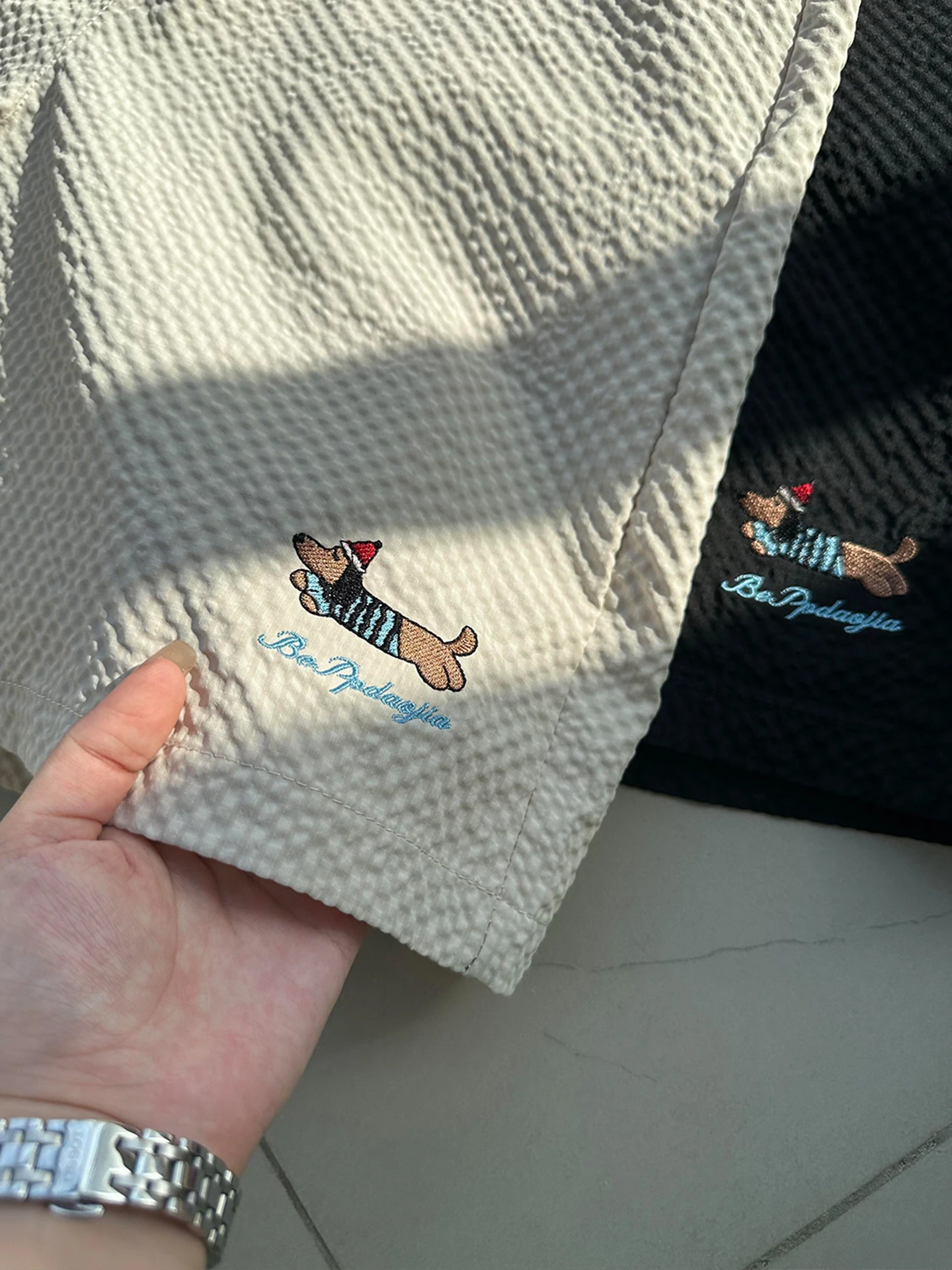 Quick Dry Bubble Cloth Shorts Men's Summer Outdoor Beachwear Casual Sports Four Five Split Pants Machine Embroidery Loose Fit