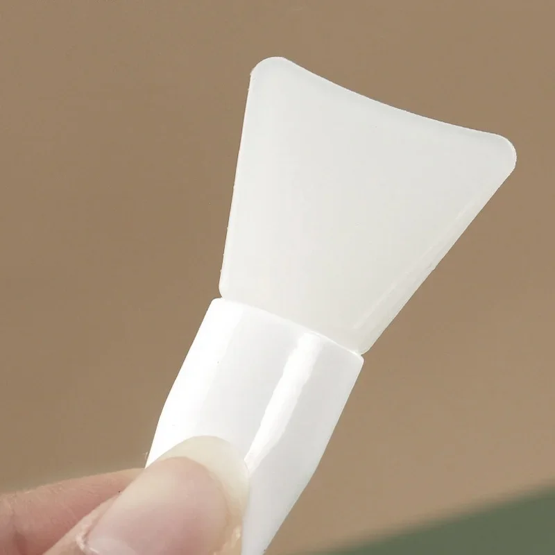 1 Uds. Cepillo de silicona para mascarilla Facial, cabezal suave con raspador, cepillo de película de barro integrado de doble uso, herramienta de belleza de ajuste de película DIY