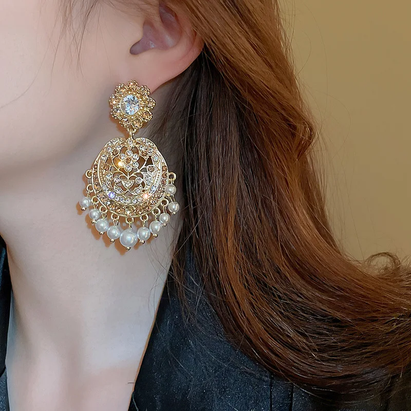 New Baroque Style Gold Color Rhinestone Flower Pearl Tassel Earrings For Women Statement Jewelry Vintage Crystal Earings Party