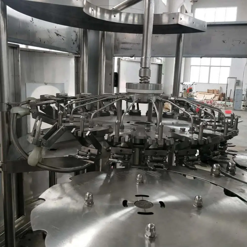 Small PLC control pure water bottle packaging filling and sealing machine 2000ml