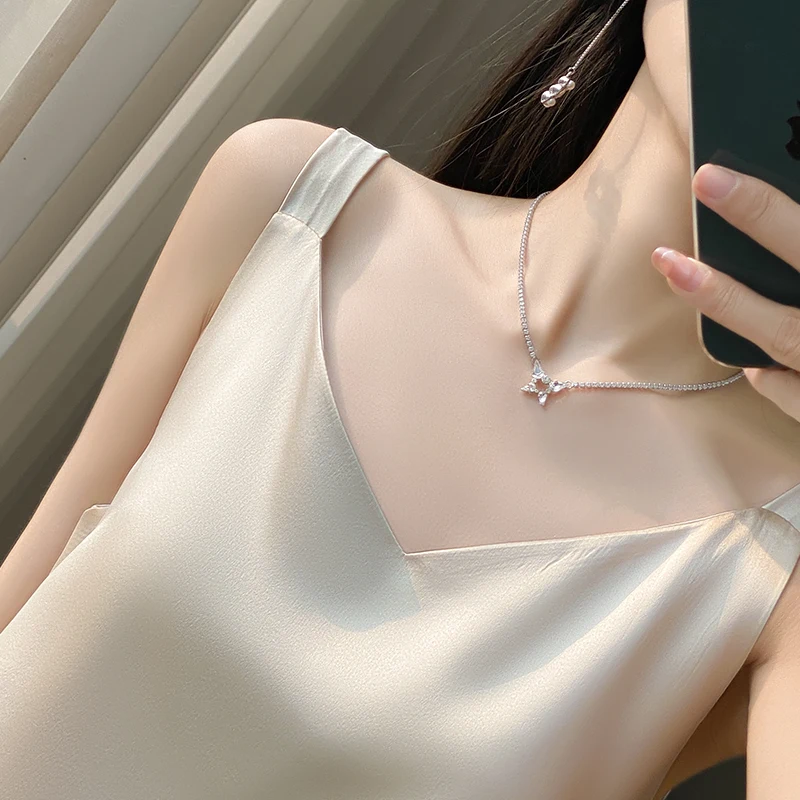 Spring and Summer New Mulberry Silk V-Neck Silk Halter Women Loose Bottom Vest Wide Shoulder Fashion Acetate Satin Wear Thin Top