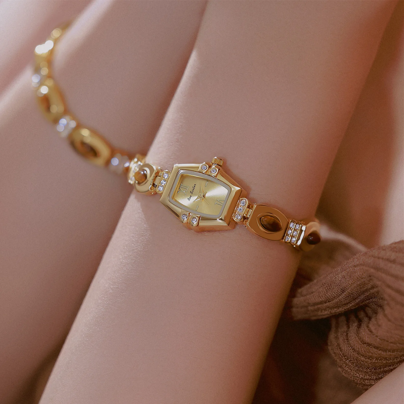 Elegant women's wristwatch, French design high-end watch with natural tiger's eye stone, fashionable quartz watch.
