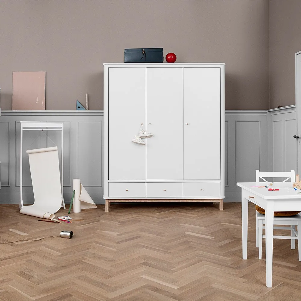 Aangepaste Moderne Slaapkamer Witte Driedeurs Kledingkast Multifunctionele Opbergkast