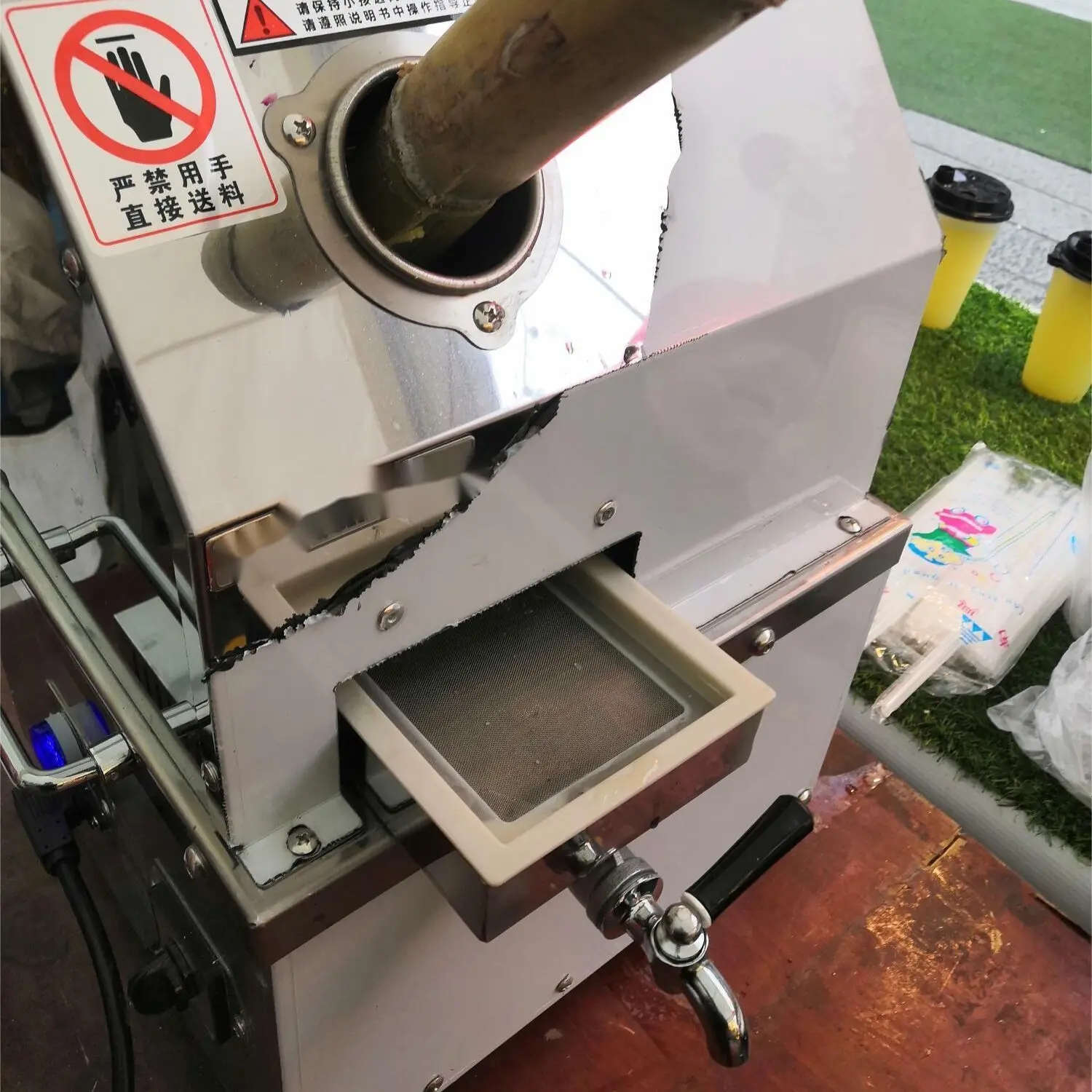 220V Sugarcane Juicer Machine Stainless Steel Cane-Juice Squeezer Sugarcane Press