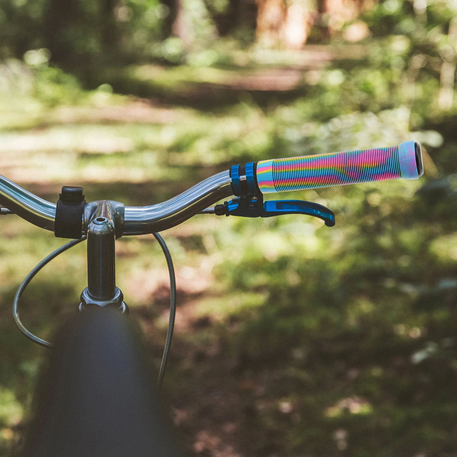 

1Pair Rubber Anti-Skid Bike Handlebar Grips Soft Shockproof Cycling Handle Cover Comfortable Bike Handle Protector for Road