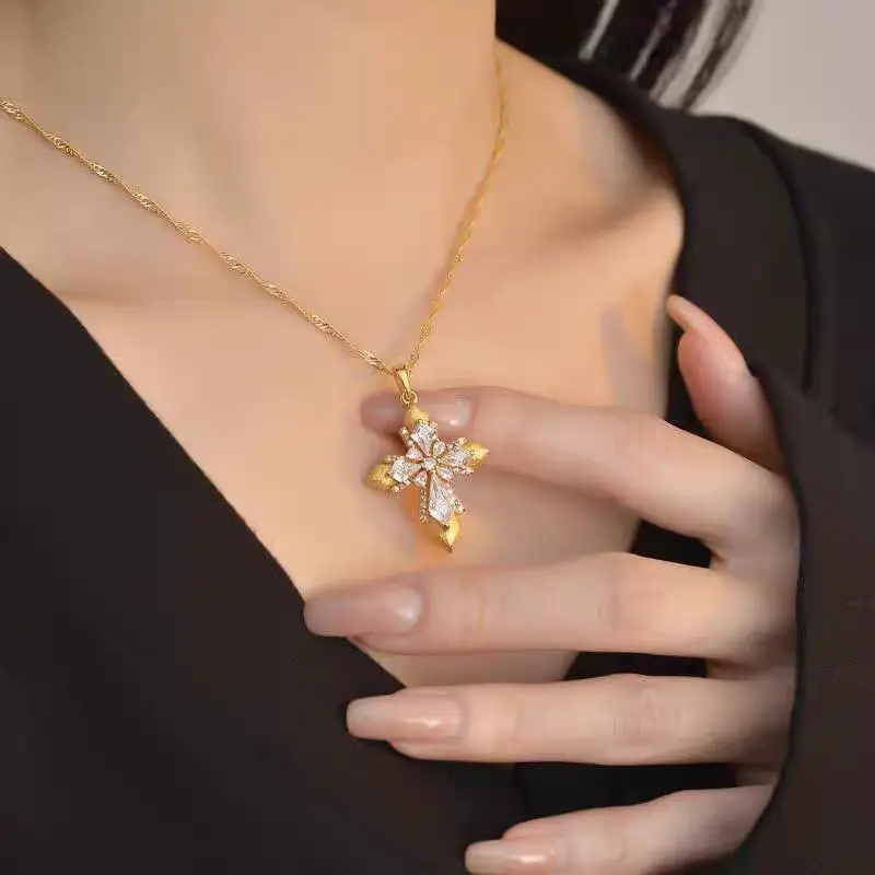 

9999 24K real gold white diamond cross pendant niche brushed cross inlaid zircon pendant fashionable collarbone chain women