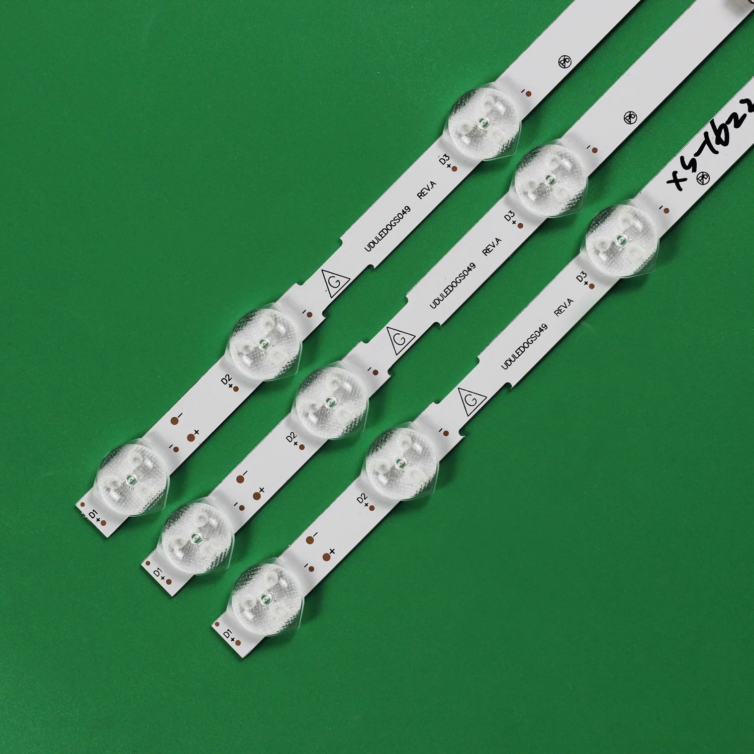 526mm LED Backlight strip 8 Lamp for SANYO 32