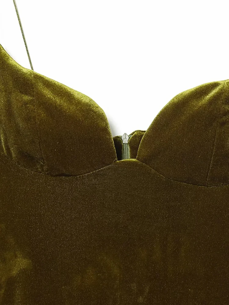 فستان نسائي جديد على الموضة بأشرطة رفيعة ورقبة على شكل V فستان طويل مخملي ناعم أنيق وأنيق مثالي لتواريخ العشاء وملابس السهرة