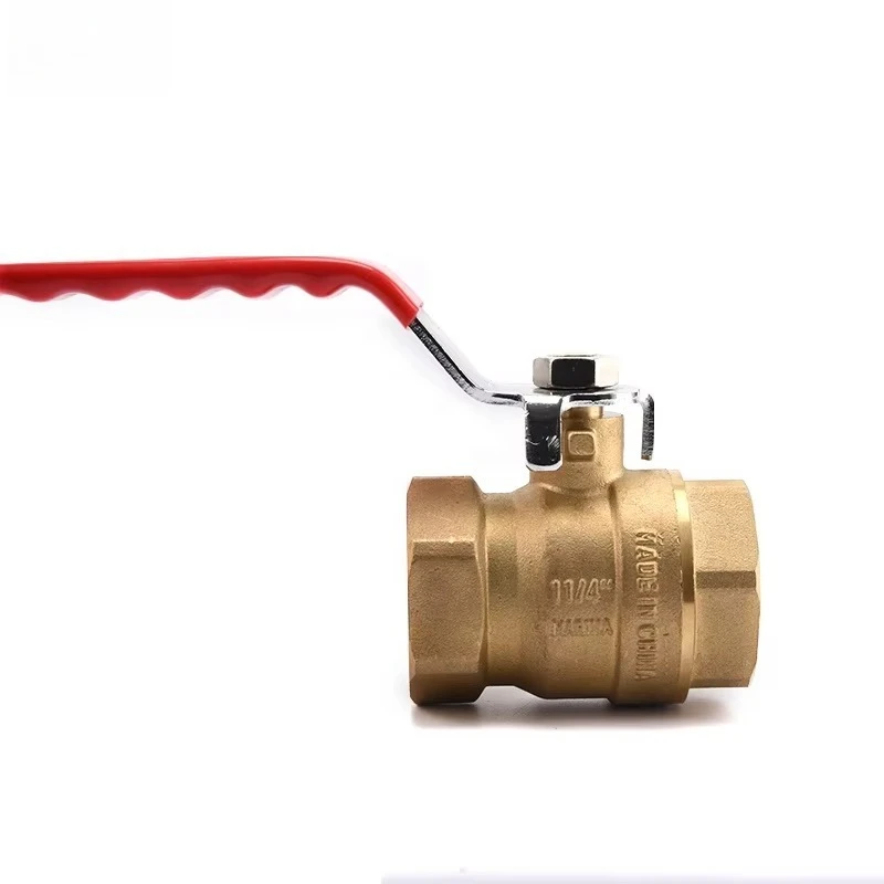 جودة عالية OEM مخصص مزورة CW617N صمام كروي نحاسي 1 2 3 4 بوصة 600 WOG ISO CE نهاية ملولبة معتمدة لزيت الغاز المائي