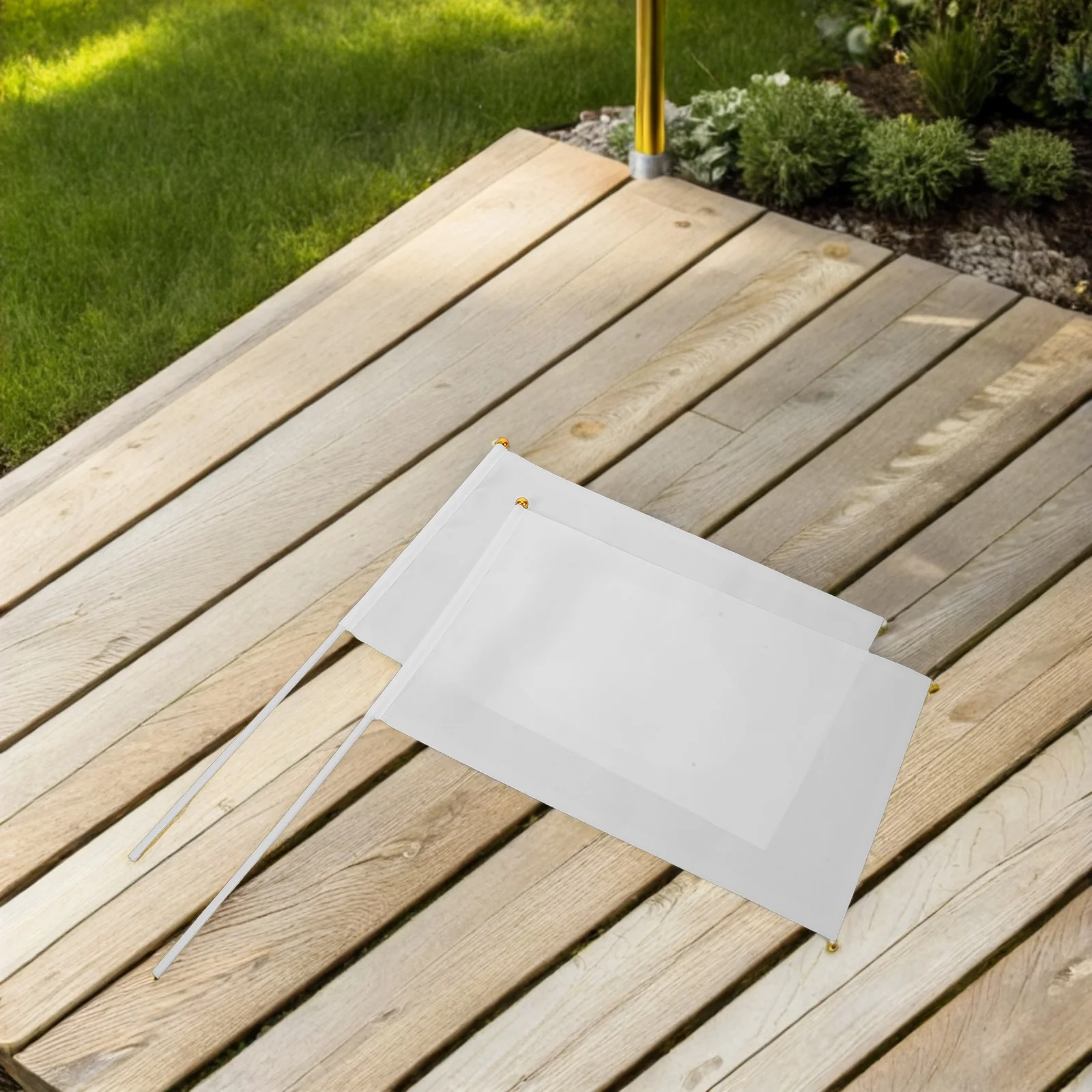 

50Pcs Handheld Flags Mini Blank White Polyester Durable Sports Celebration Event DIY Craft Party Stick Flags Mini Blank Flag