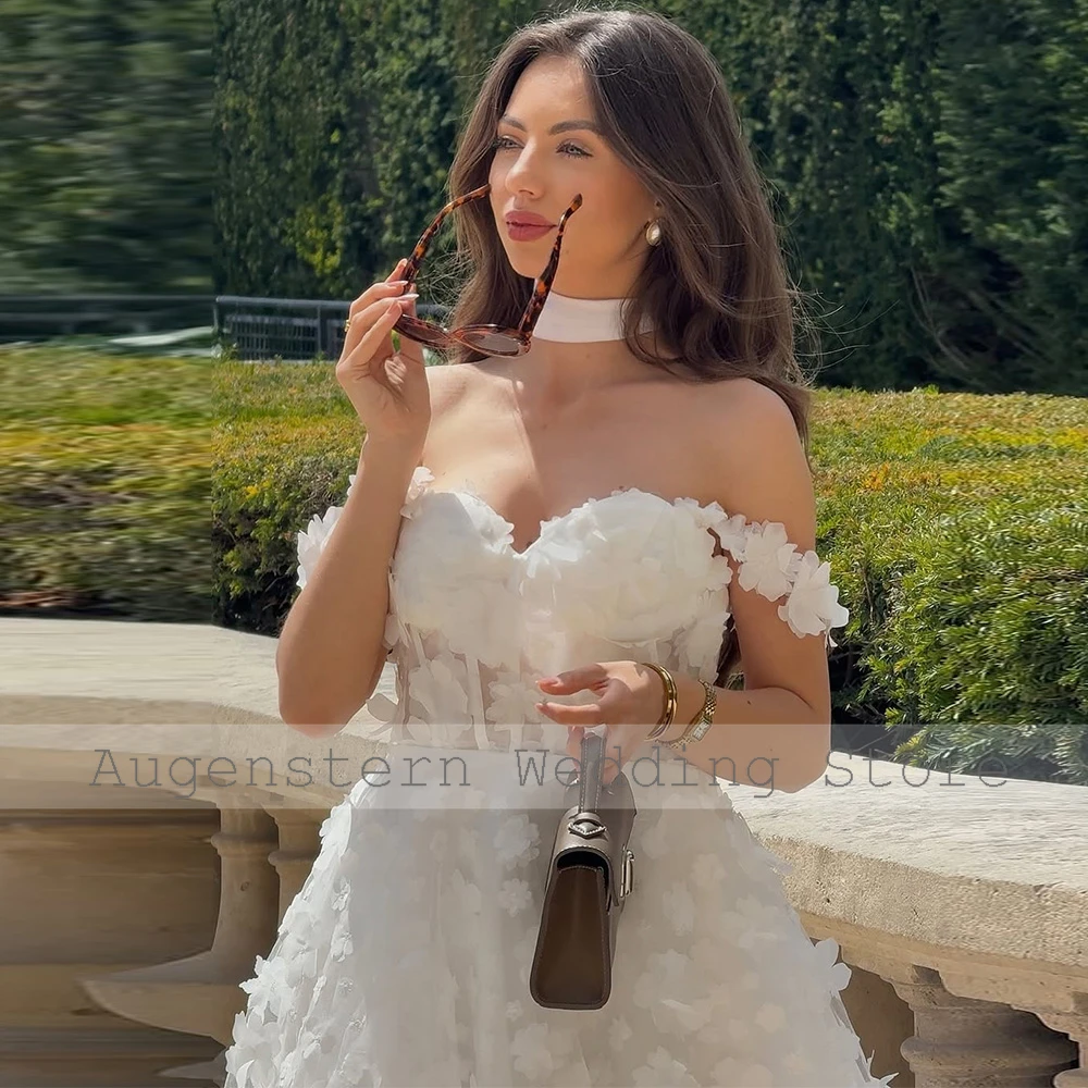 Charming Wedding Dresses Women Tulle A-line Wedding Party Dresses Ivory Off-the-shoulder Applique Ruched Fishbone Wedding Dress