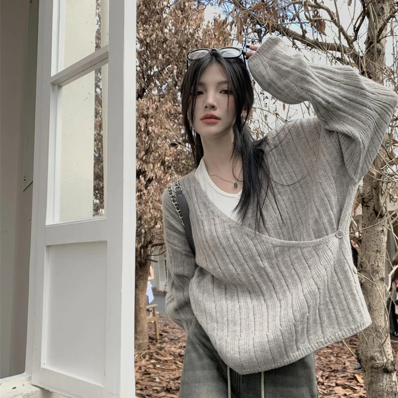 Pullovers Women Gentle V-neck Korean Irregular Buttons  Design Baggy Ulzzang Vibe Leisure Chic Sweet Autumn Knitting OOTD