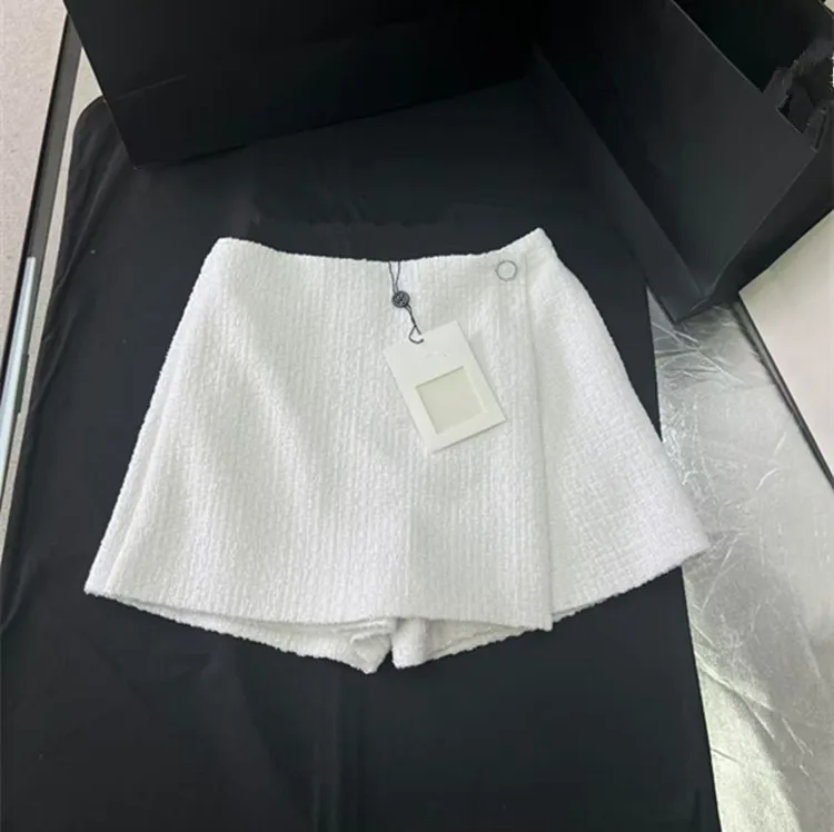 Customization European women's fashion 2026 spring new collection Long-sleeved white single-button tweed coat and skirt suit