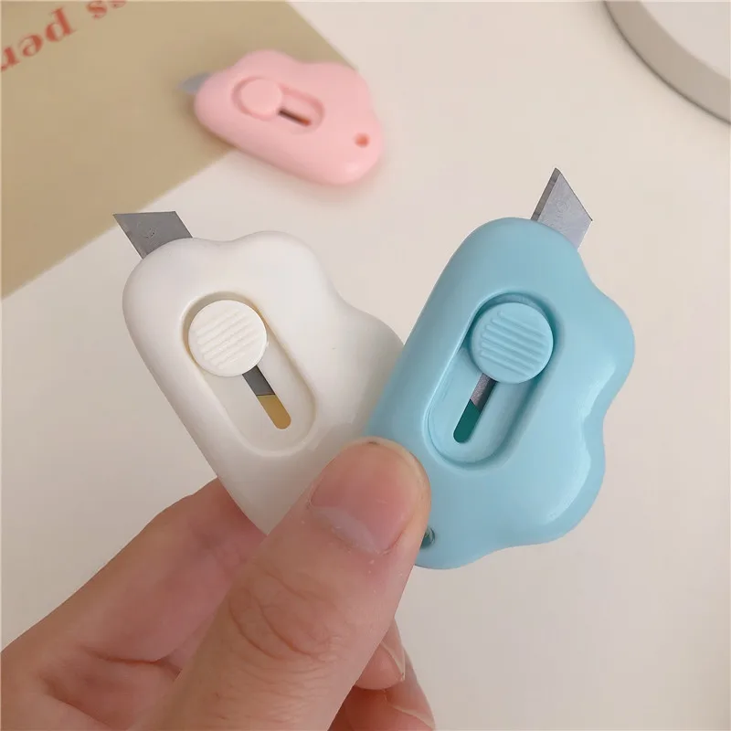 Kawaii Cloud Utility Knife Mini Cute Pocket Knife Paper Cutter Express Box Cutter Sharp Blade Knife Office Cute Stationery
