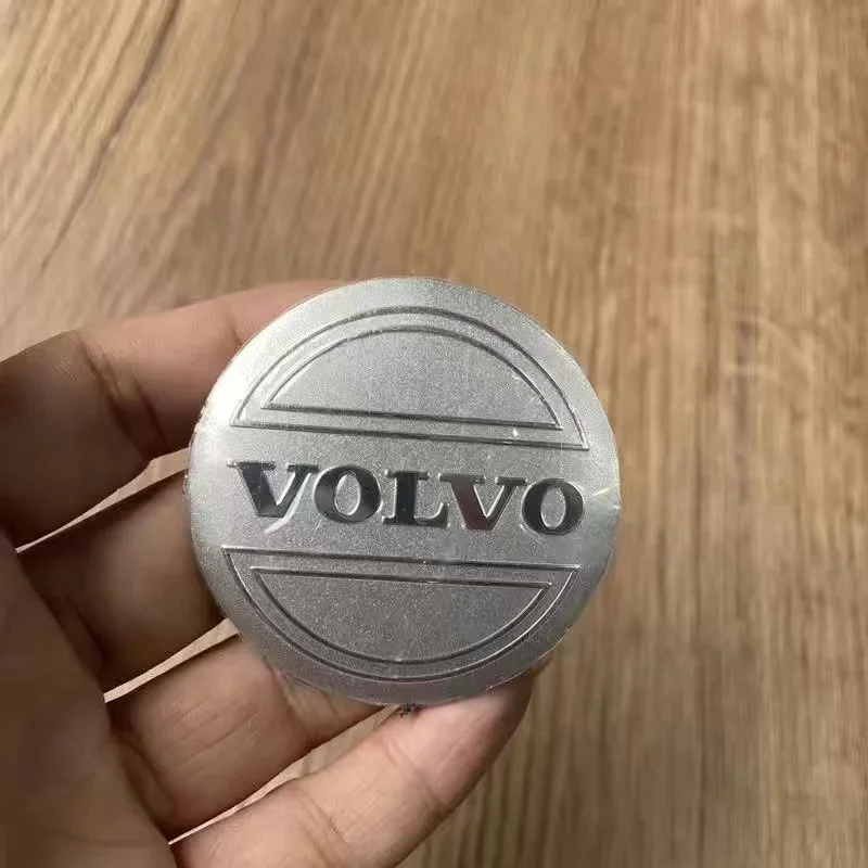 65MM è adatto per etichettare il coprimozzo dell\'auto Volvo. Adesivo coprimozzo adesivo coperchio centrale pneumatico modificato personalizzato.