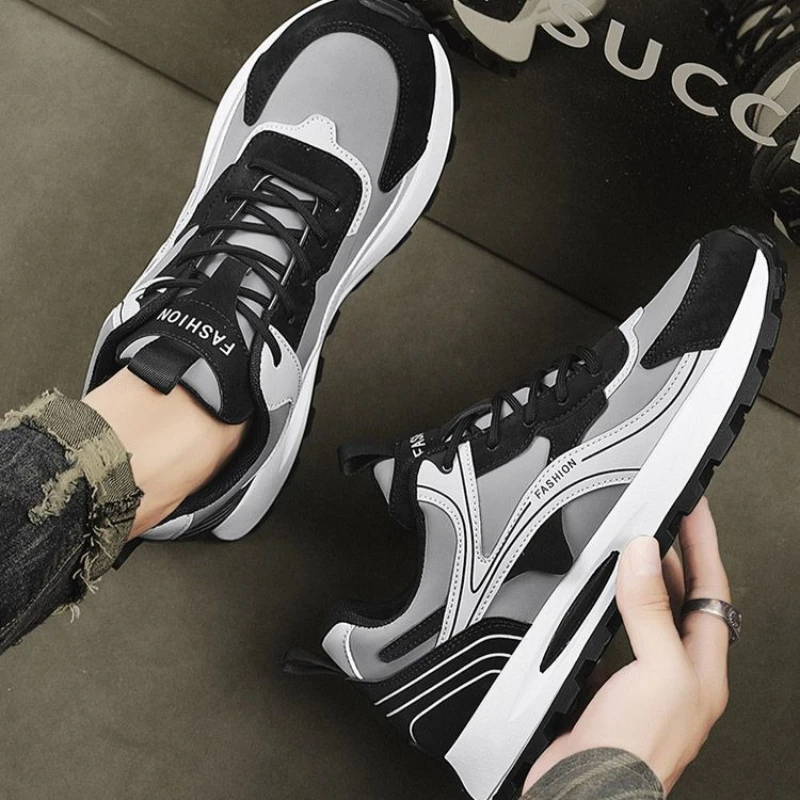 إصدار جديد لعام 2025 حذاء ركض رجالي قابل للتنفس ومضاد للانزلاق حذاء رياضي كاجوال متعدد الاستخدامات للأب للربيع والخريف