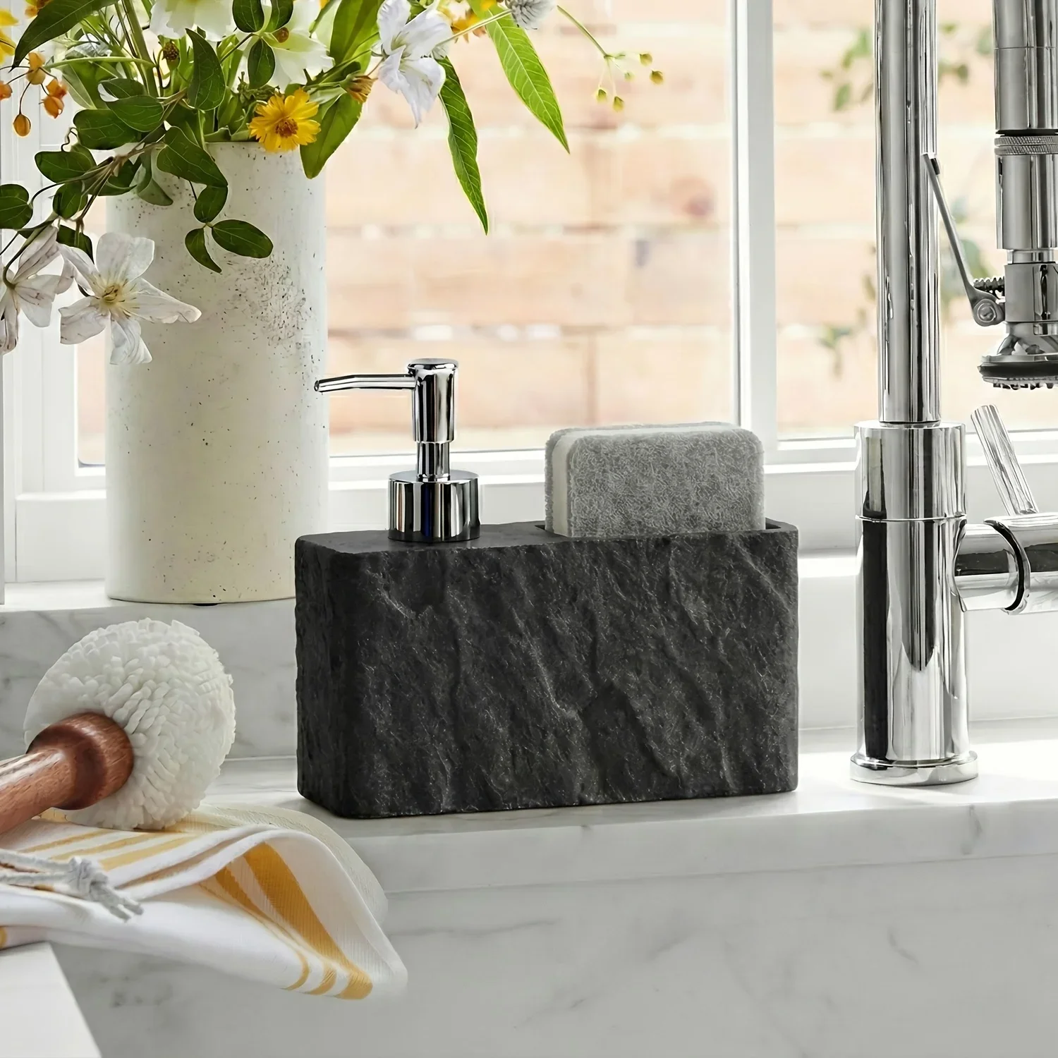 2-in-1 Resin Stone Texture Dish Soap Pump and Sponge Organizer Kitchen Soap Dispenser with Sponge Holder Kitchen Accessories view 3