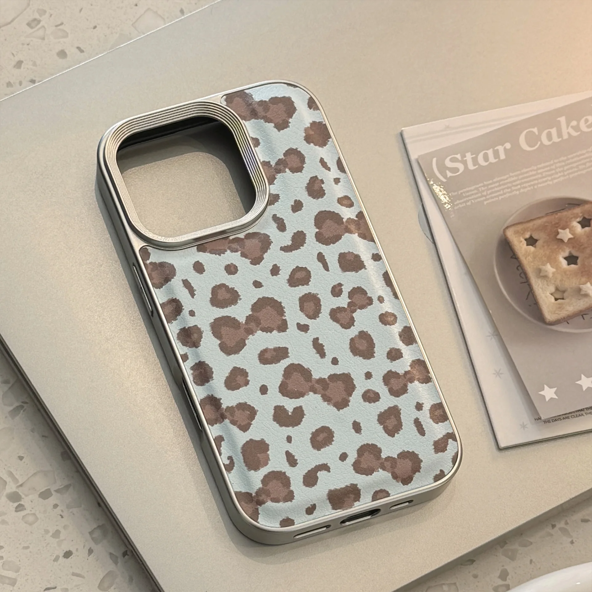Stilvolle Handyhülle mit Schleife und Leopardenmuster und Lederstruktur für iPhone 11, 12, 13, 14, 15, 16, Pro Max, stoßfeste Schutzhülle
