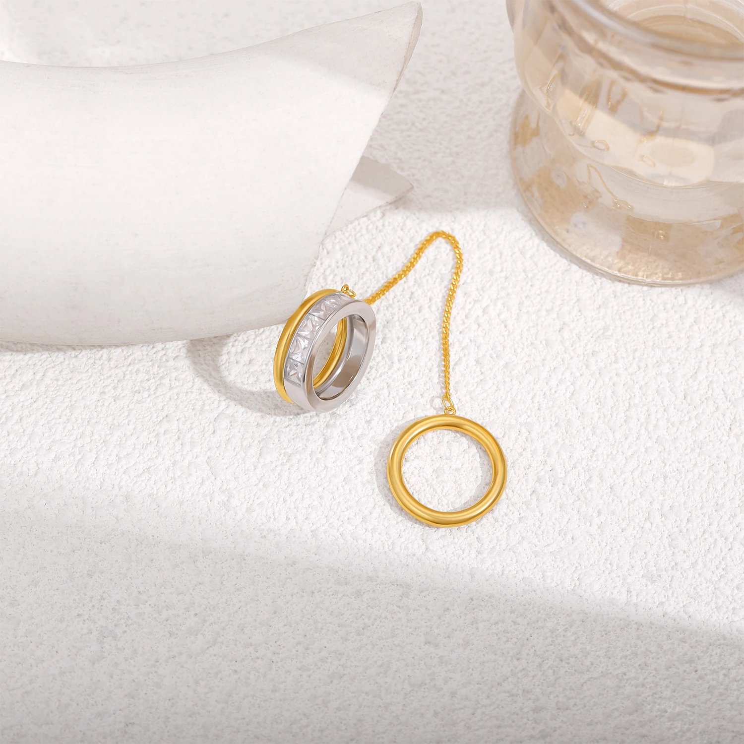 Dainty Zircon Double Layer Finger Chain Ring Wedding for Women Wholesale Stainless Steel Elegant Tassel Link Rings Accessories