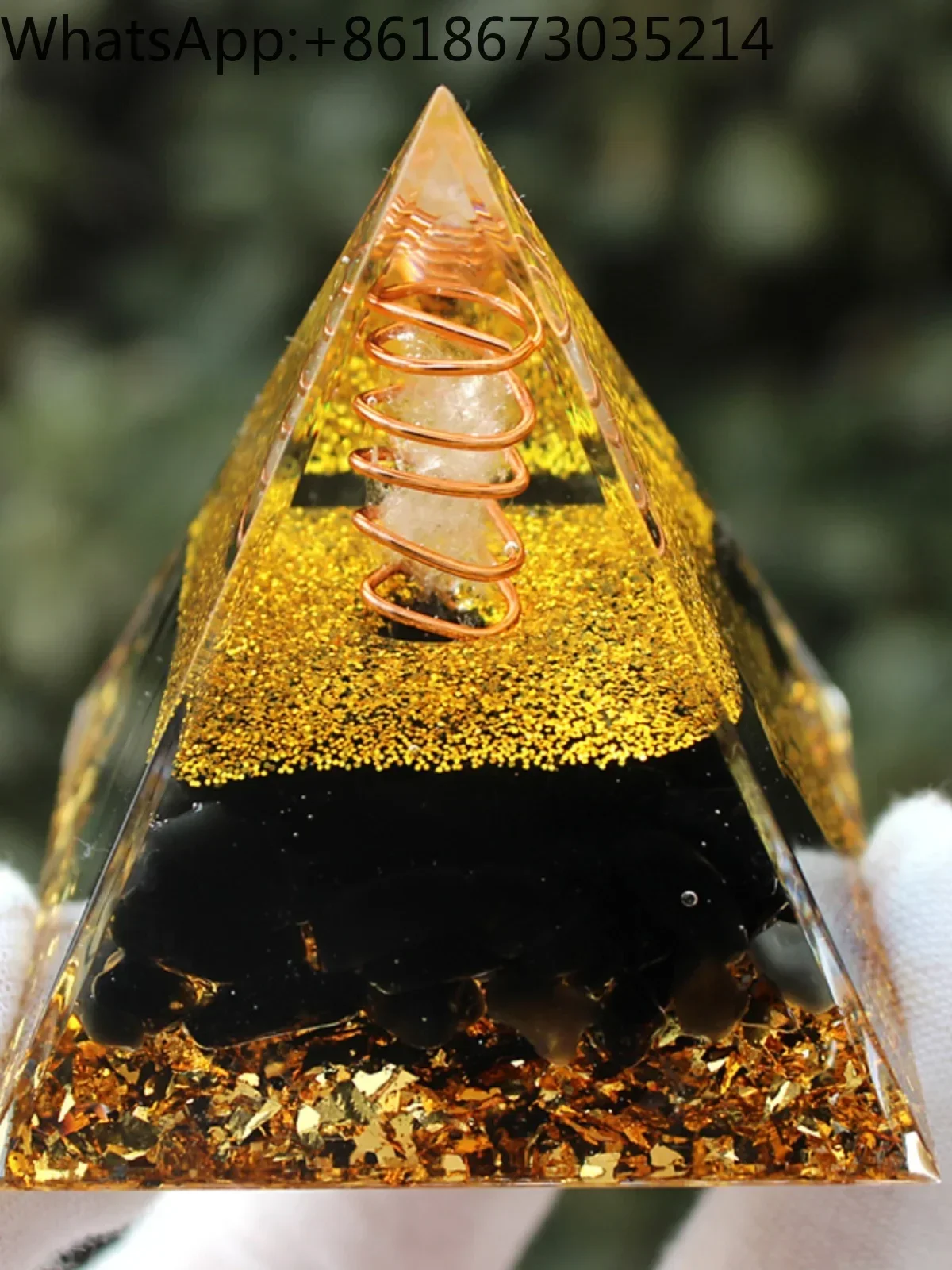 Hot selling crystal pillar, crystal crushed stone pyramid, home resin drip glue handicrafts, office desktop ornaments