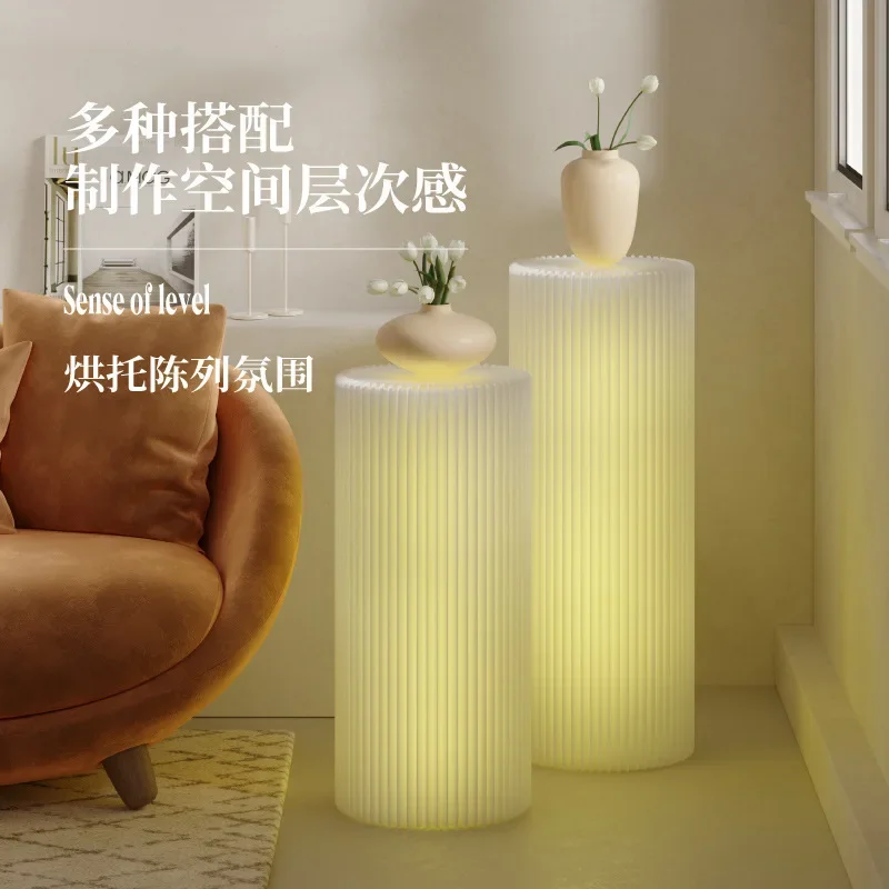 Qingmei photosynthetic cylindrical display stand floor-to-ceiling lamp post warm atmosphere display table store window exhibitio