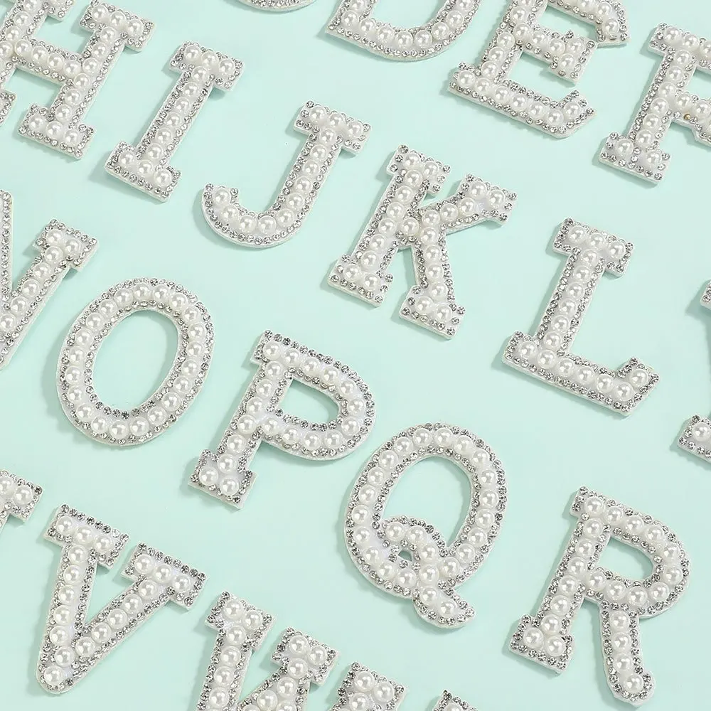 iYOE 1/5 Stück Strass-Buchstaben-Aufnäher Hochzeit A-Z Polyester Englische Alphabet-Applikation für Brautjungfern DIY Hut Tasche Kleidung Basteln – Detail 5