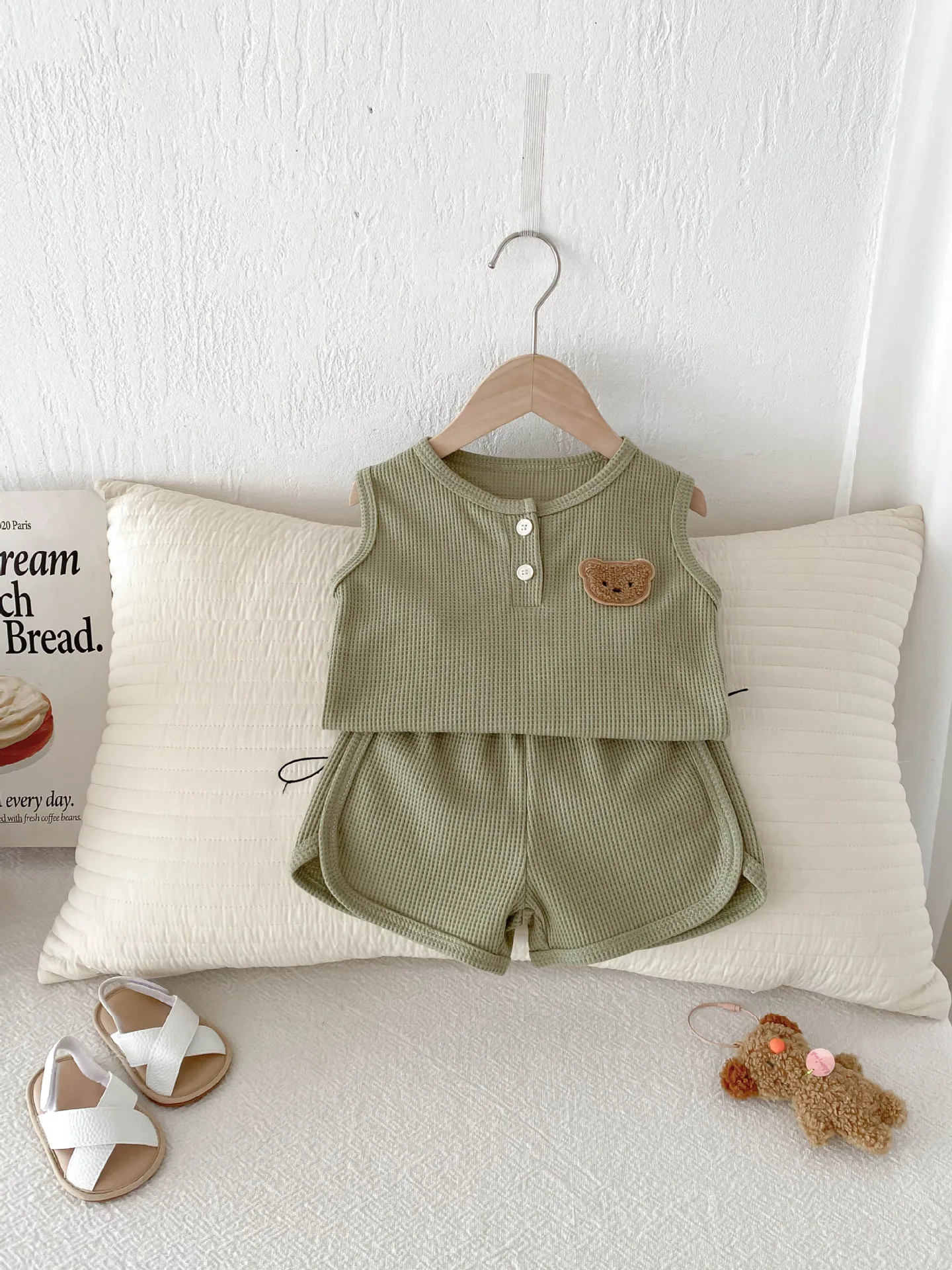2025 Summer New Baby Sleeveless Clothes Set Boy Girl Cartoon Bear Waffle Tops + Shorts 2pcs Suit Infant Casual Sports Outfits
