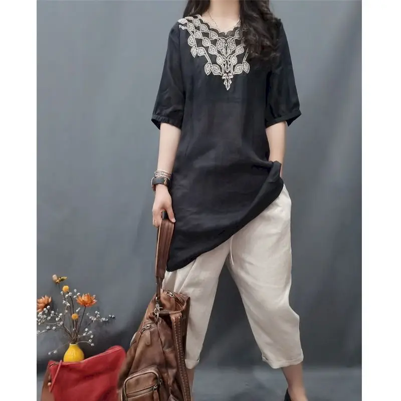 Cotton Linen Thin Tshirt V-neck Embroidery T Shirts Women Loose Mid-length Pullover Blouse Half Sleeve Vintage Casual Top YY58