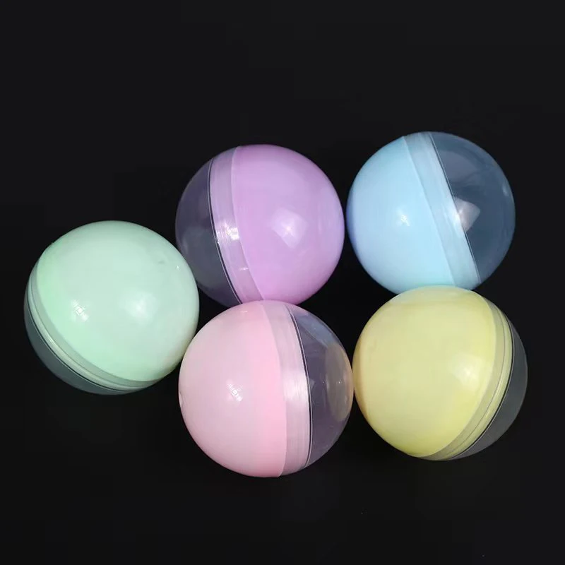 100Pcs 50mm Half Clear Transparent Half Light Color Empty PP Gacha Figure Egg Toy Capsule for Vending Ball Lottery Draw Surprise