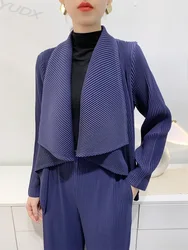 Miyake giacca corta pieghettata 2023 autunno e inverno nuovo confortevole Casual sciolto tipo Cardigan ispessito a maniche lunghe top da donna