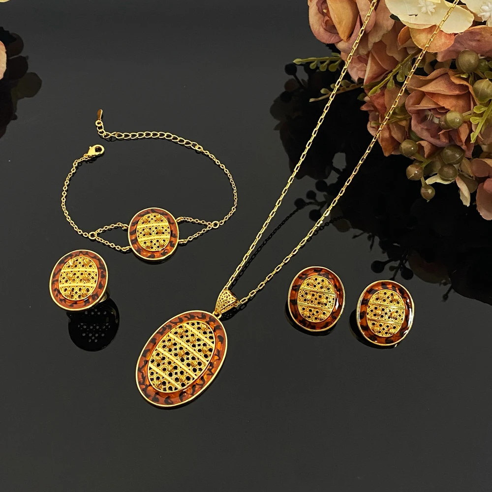 

Flora Christmas Copper Plated Jewelry Gift Box Set - 4Pcs Designer Necklace Earrings Bracelet for Wife, Mother's Day Gift Idea