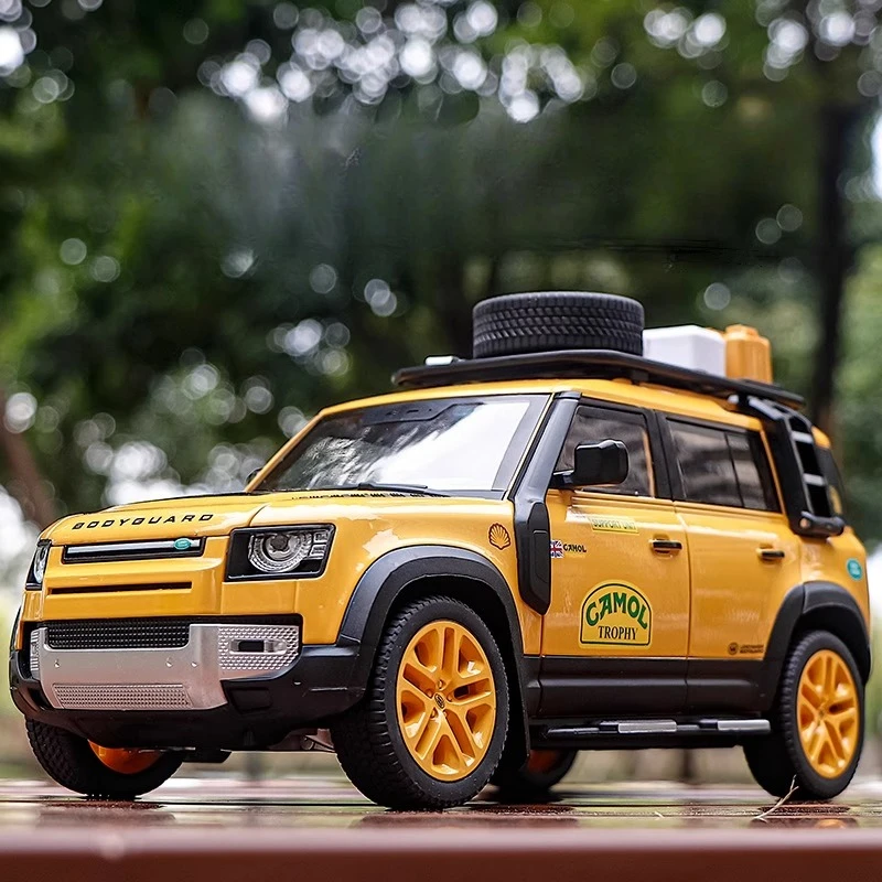 1:18 Defender 110 Camel Cup Bay Edition Liga Off Road Diecast Modelo Som e Luz Brinquedo Grande Ornamento Presentes para Meninos