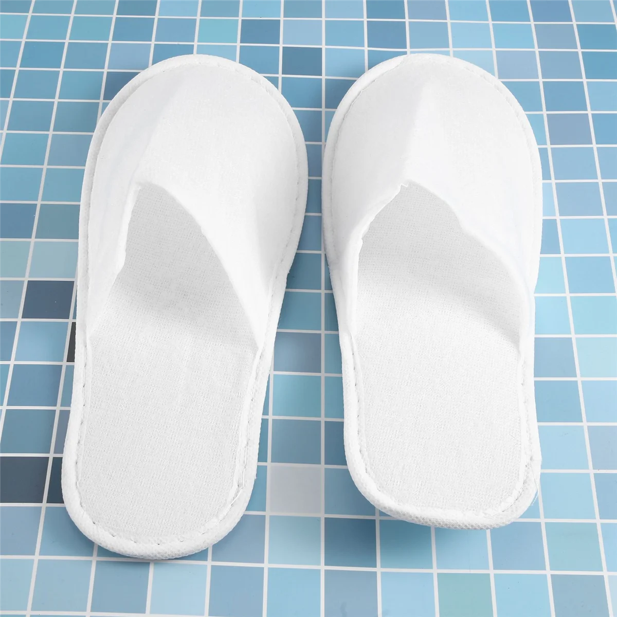 AAA04R 20 Pairs Closed Toe Disposable Slippers Women Men Ultra-Thin Brushed Plush Non-Slip Disposable Slippers for Hotel Home