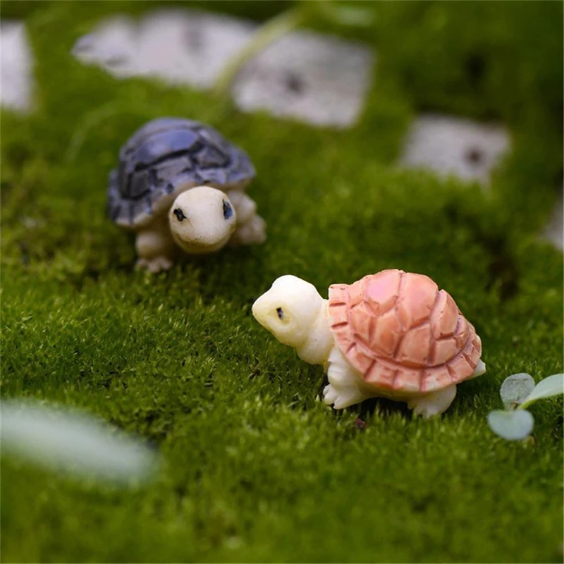 Miniature Turtle Statue Durable Resin Material Unique Eye-catching Decorative Whimsical Miniature Tortoise Sculpture Charming