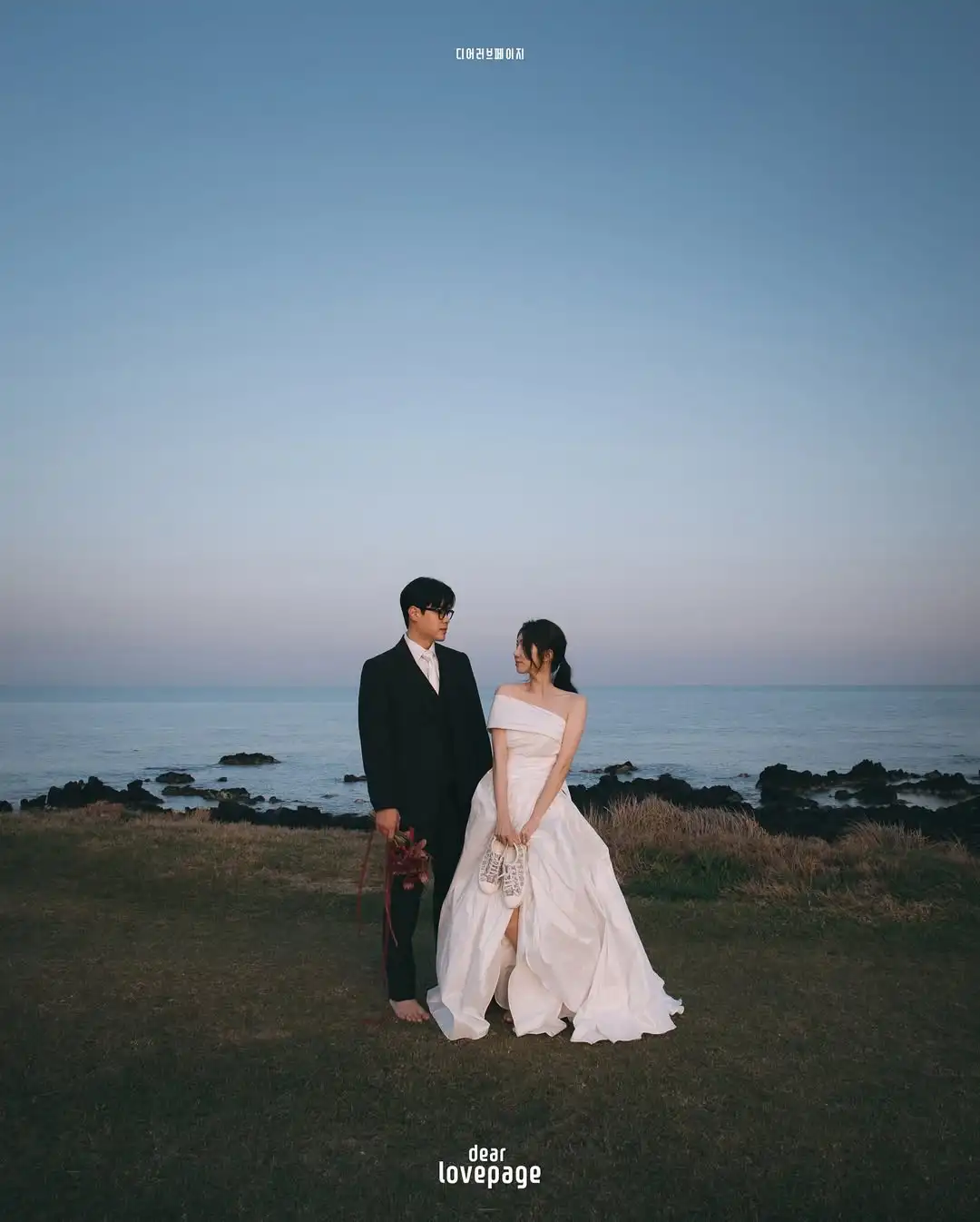 Zonder Taft Zijde Koreaanse Trouwjurken Aangepaste Strapless A-lijn Bruiloft Drukknopen Elegante Eenvoudige Bruidsfeestjurk